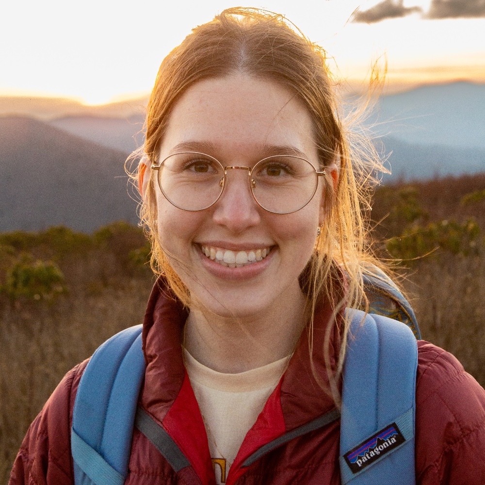 Meet your Posher, Kyra